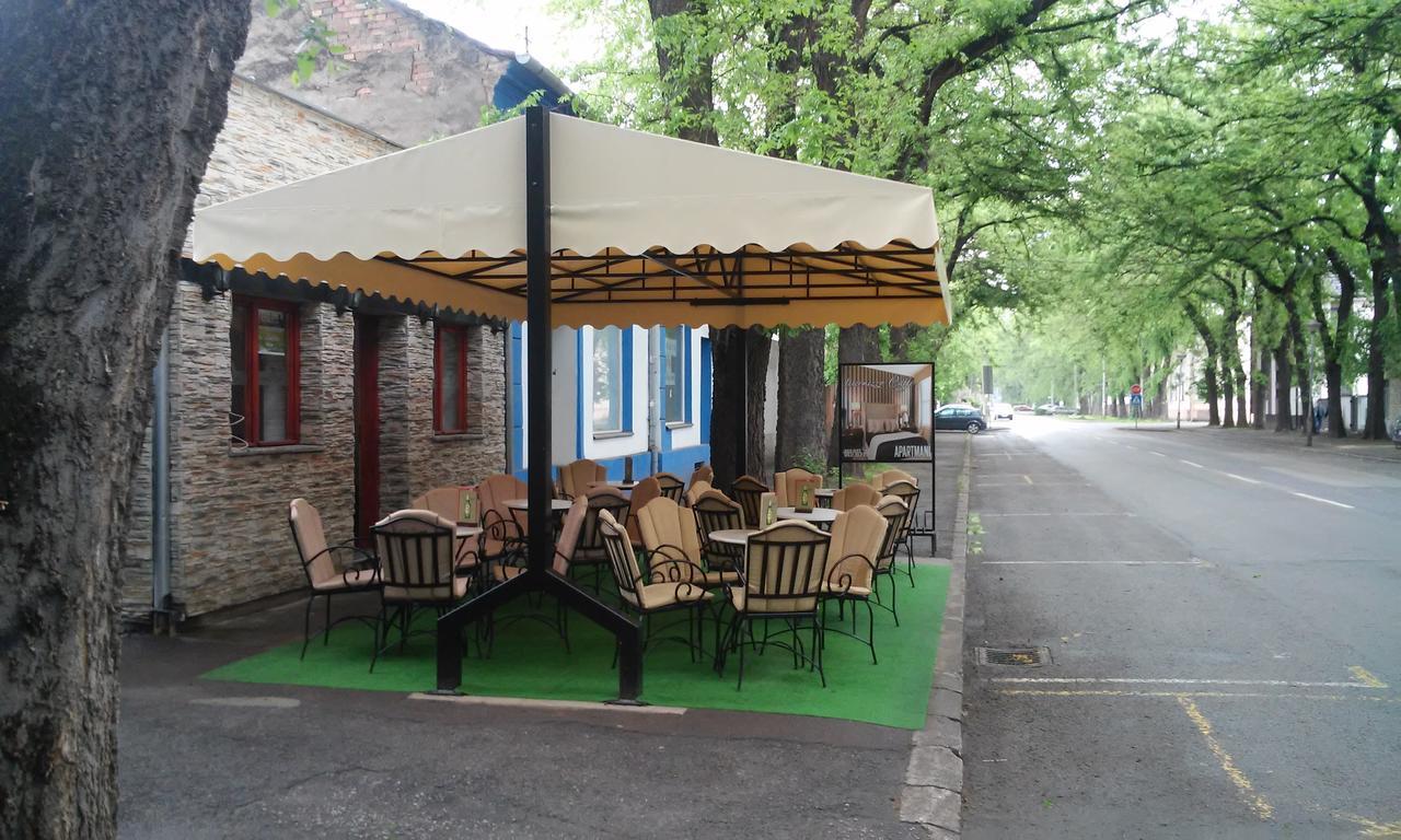 Bed&Breakfast Intermezzo Caffe Kikinda Exterior photo
