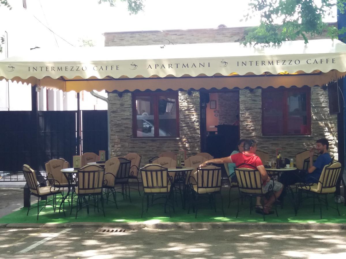 Bed&Breakfast Intermezzo Caffe Kikinda Exterior photo